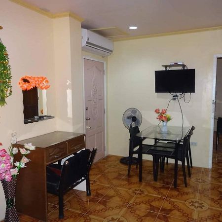 Julz Tropical Apartments โอลองกาโป ภายนอก รูปภาพ